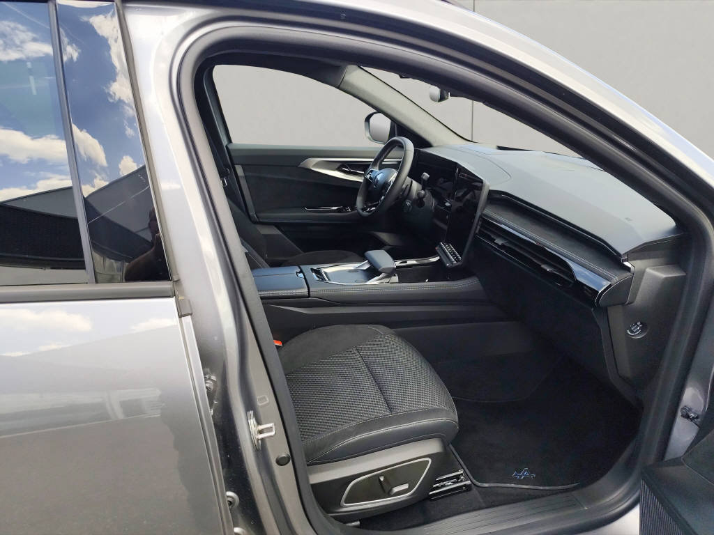 RENAULT Austral 1.2 E-Tech iconic esprit Alpine, Hybride Intégral Essence/Électricité, Occasion / Utilisé, Automatique - 7