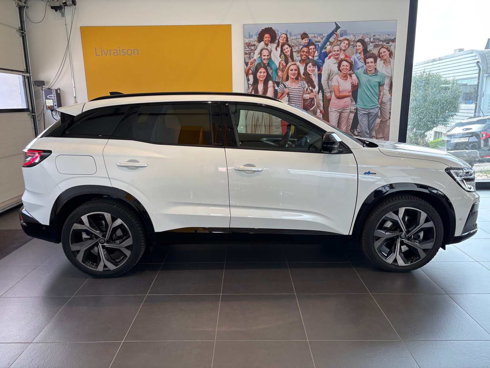 RENAULT Austral 1.2 HEV 200 Iconic Esprit Alpine A, Full-Hybrid Petrol/Electric, Second hand / Used - 2