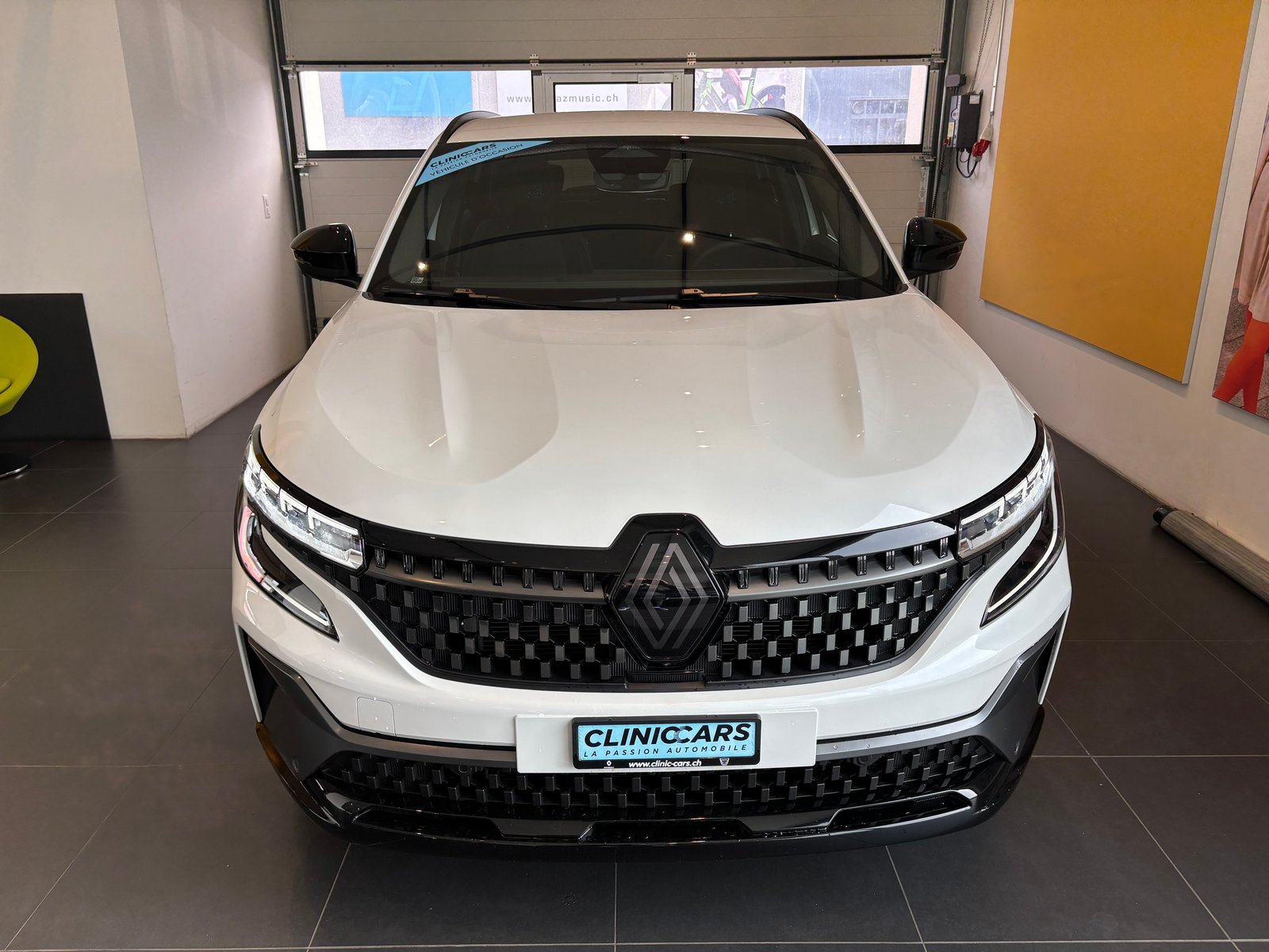 RENAULT Austral 1.2 HEV 200 Iconic Esprit Alpine A, Full-Hybrid Petrol/Electric, Second hand / Used - 4