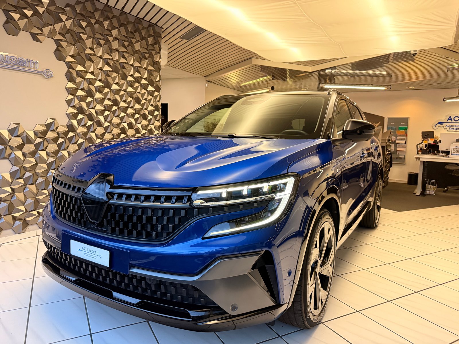 RENAULT Austral 1.2 HEV 200 Iconic Esprit Alpine A
