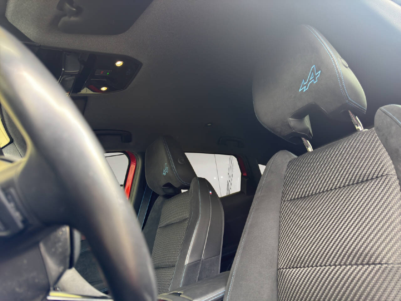 RENAULT Austral 1.2 E-Tech iconic esprit Alpine Voll-Hybrid 200PS, Voll-Hybrid Benzin/Elektro, Occasion / Gebraucht, Automatik - 3