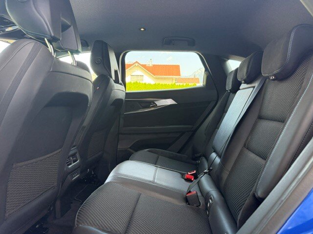 RENAULT Austral 1.2 E-Tech iconic esprit Alpine, Voll-Hybrid Benzin/Elektro, Occasion / Gebraucht, Automatik - 7