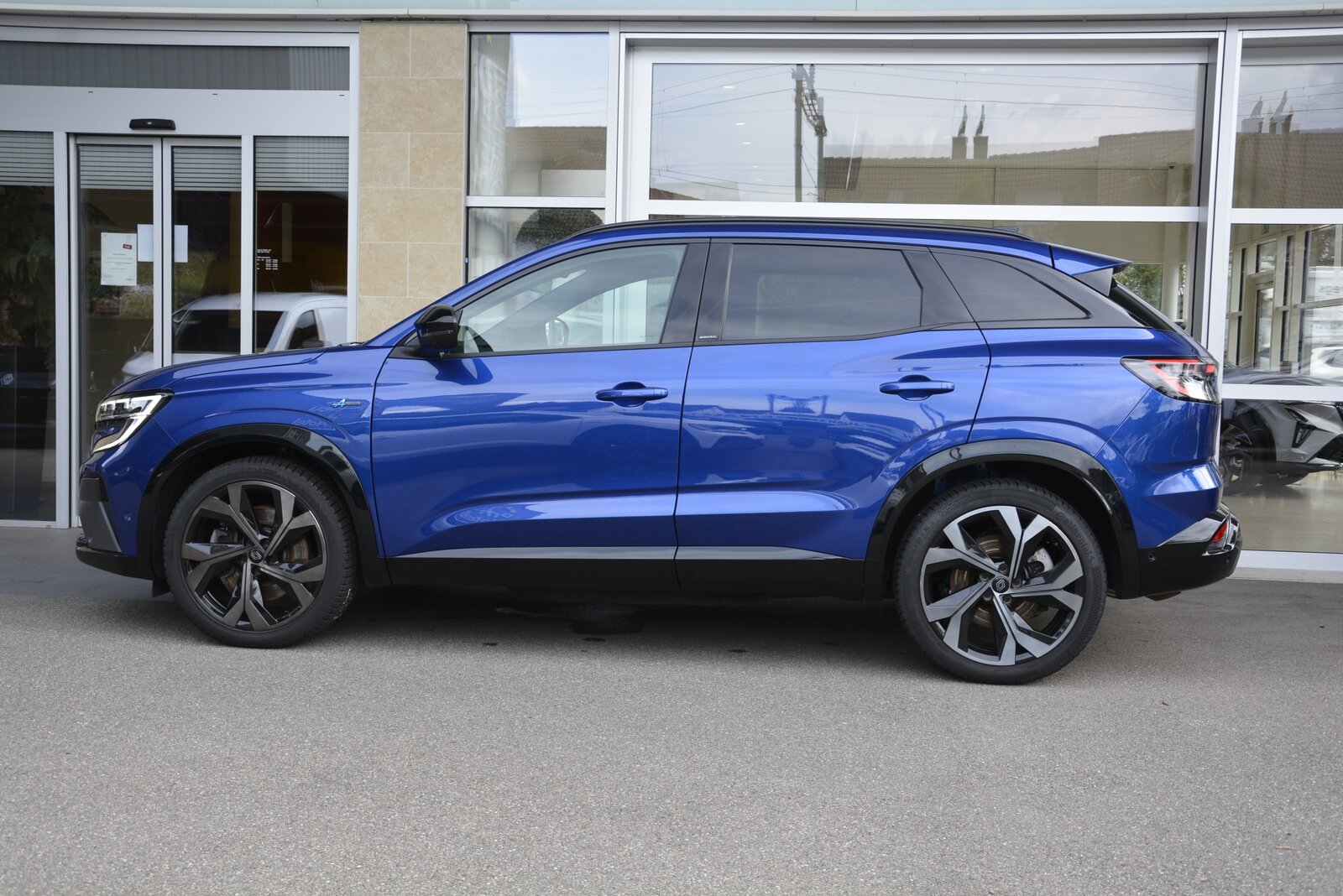 RENAULT Austral 1.2 E-Tech techno esprit Alpine, Full-Hybrid Petrol/Electric, Second hand / Used, Automatic - 3
