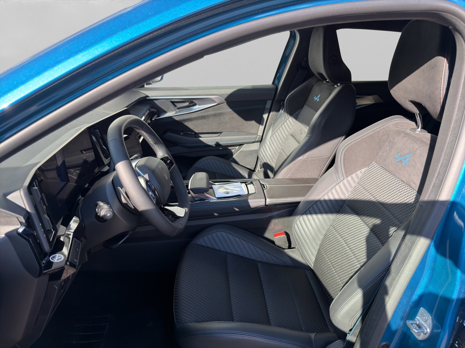 RENAULT Austral 1.2 E-Tech esprit Alpine, Full-Hybrid Petrol/Electric, Second hand / Used, Automatic - 6