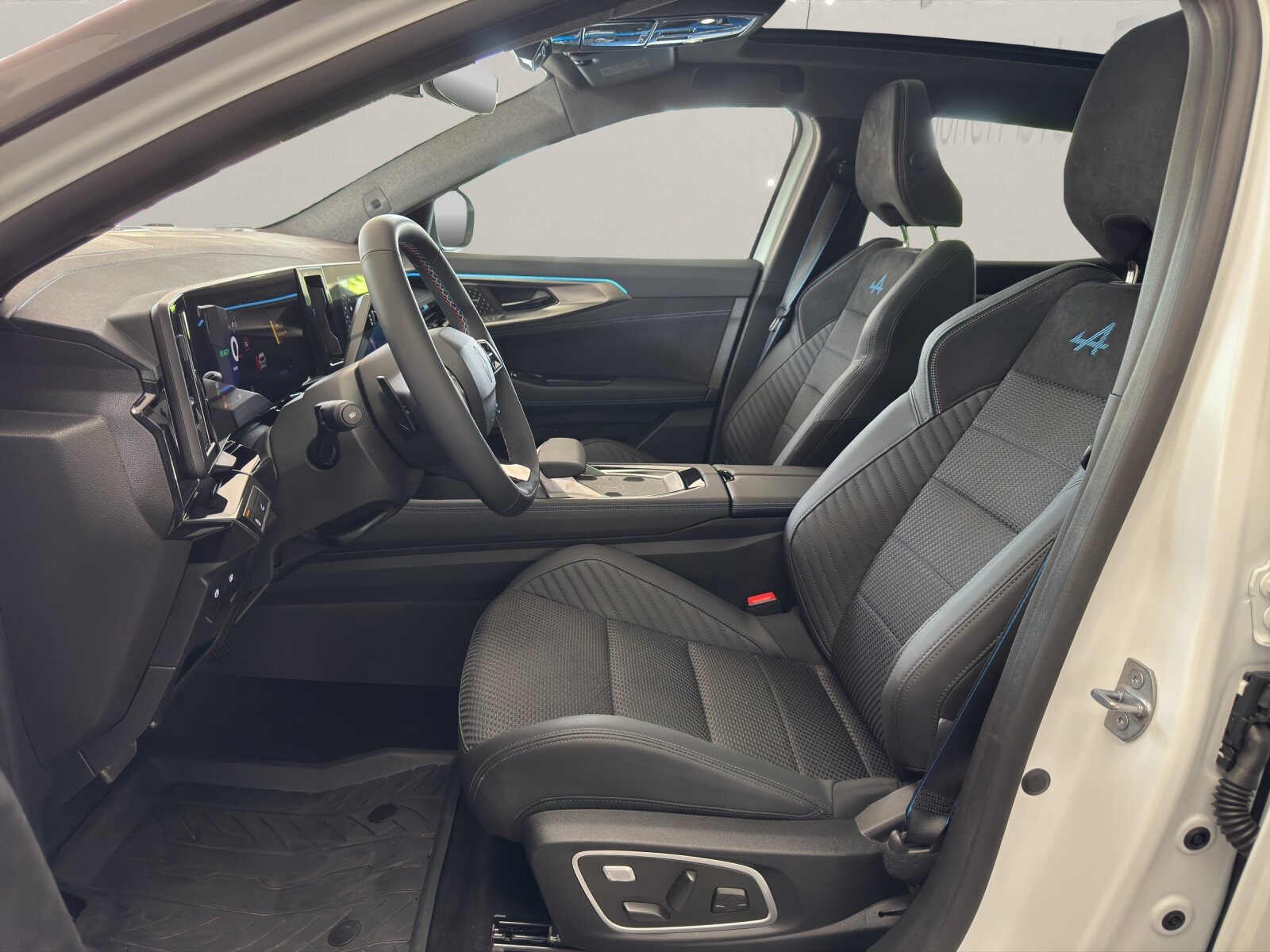 RENAULT Austral 1.2 E-Tech esprit Alpine, Voll-Hybrid Benzin/Elektro, Occasion / Gebraucht, Automatik - 7