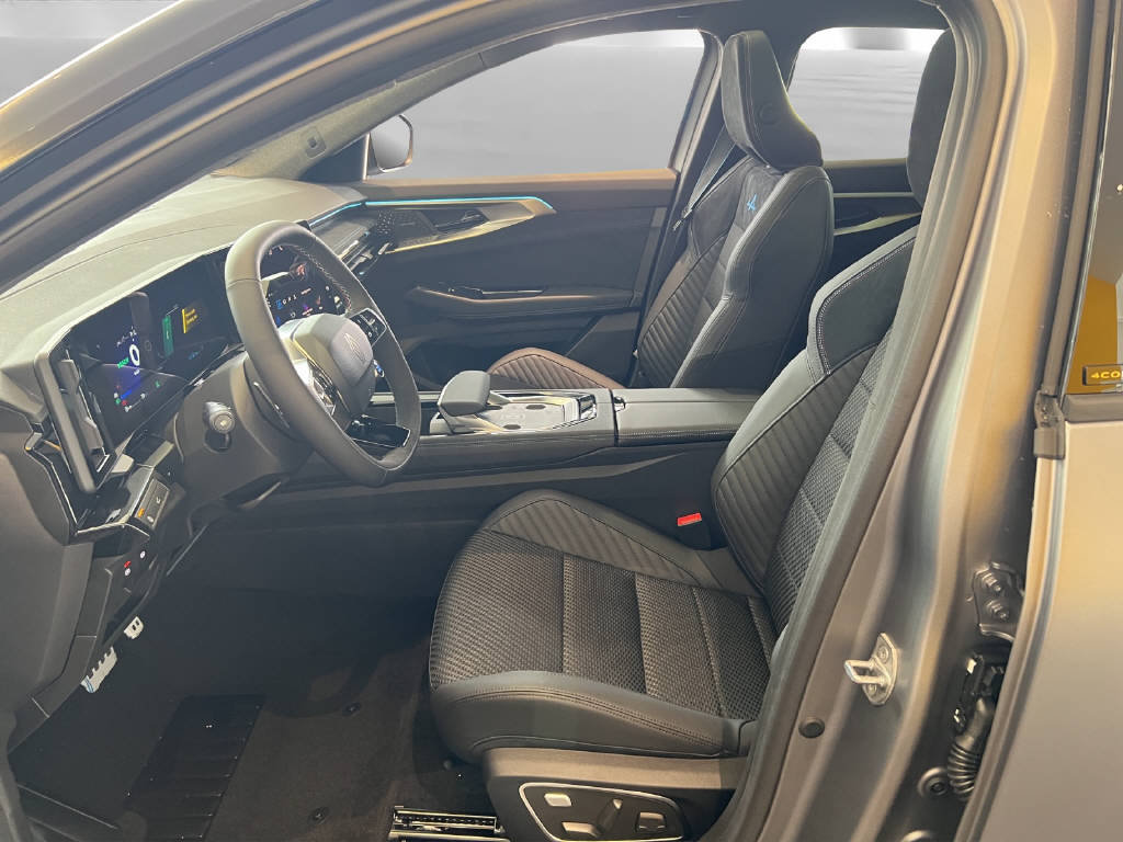 RENAULT Austral 1.2 E-Tech esprit Alpine, Voll-Hybrid Benzin/Elektro, Vorführwagen, Automatik - 4