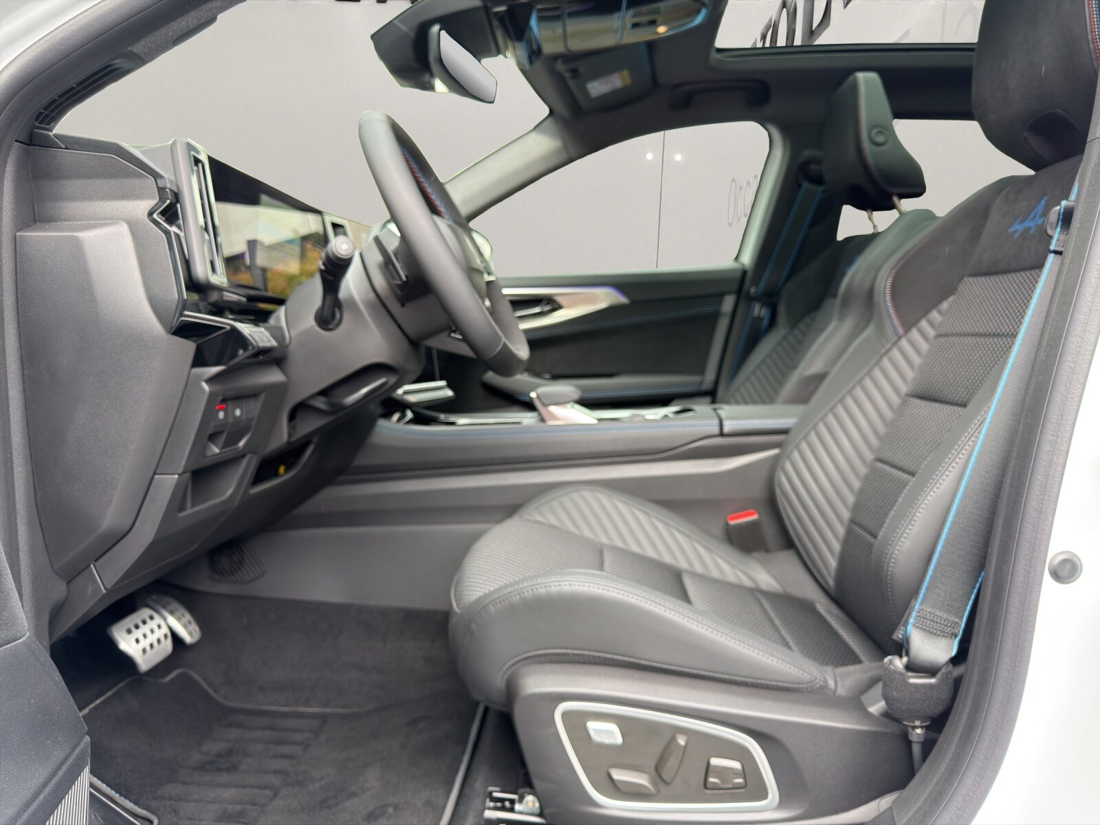 RENAULT Austral 1.2 E-Tech esprit Alpine, Hybride Intégral Essence/Électricité, Voiture de démonstration, Automatique - 6