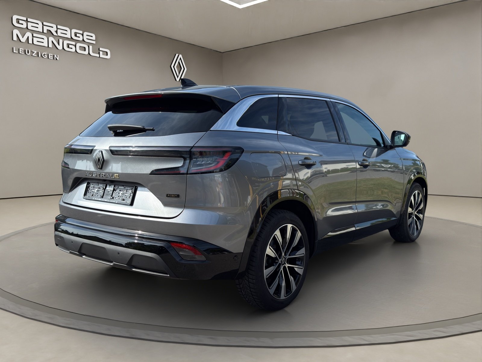 RENAULT Austral 1.2 HEV 200 Iconic A, Full-Hybrid Petrol/Electric, Second hand / Used, Automatic - 5