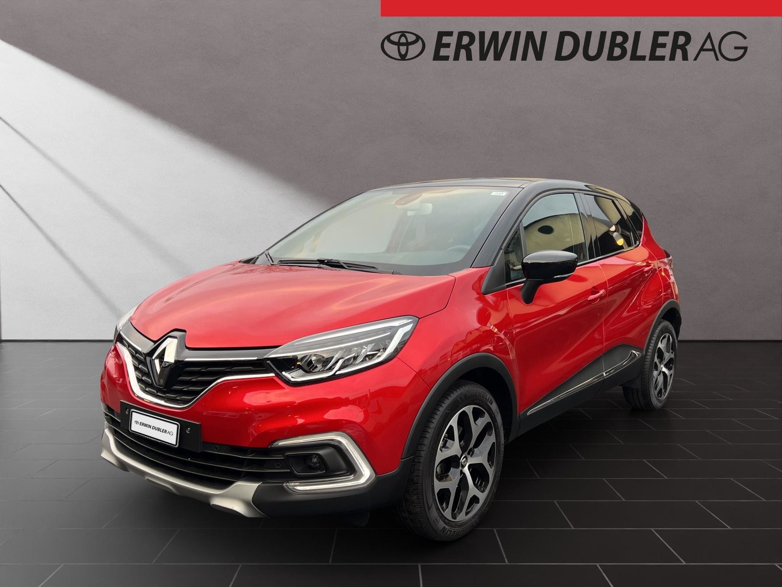 RENAULT Captur 1.2 TCe Intens EDC S/S