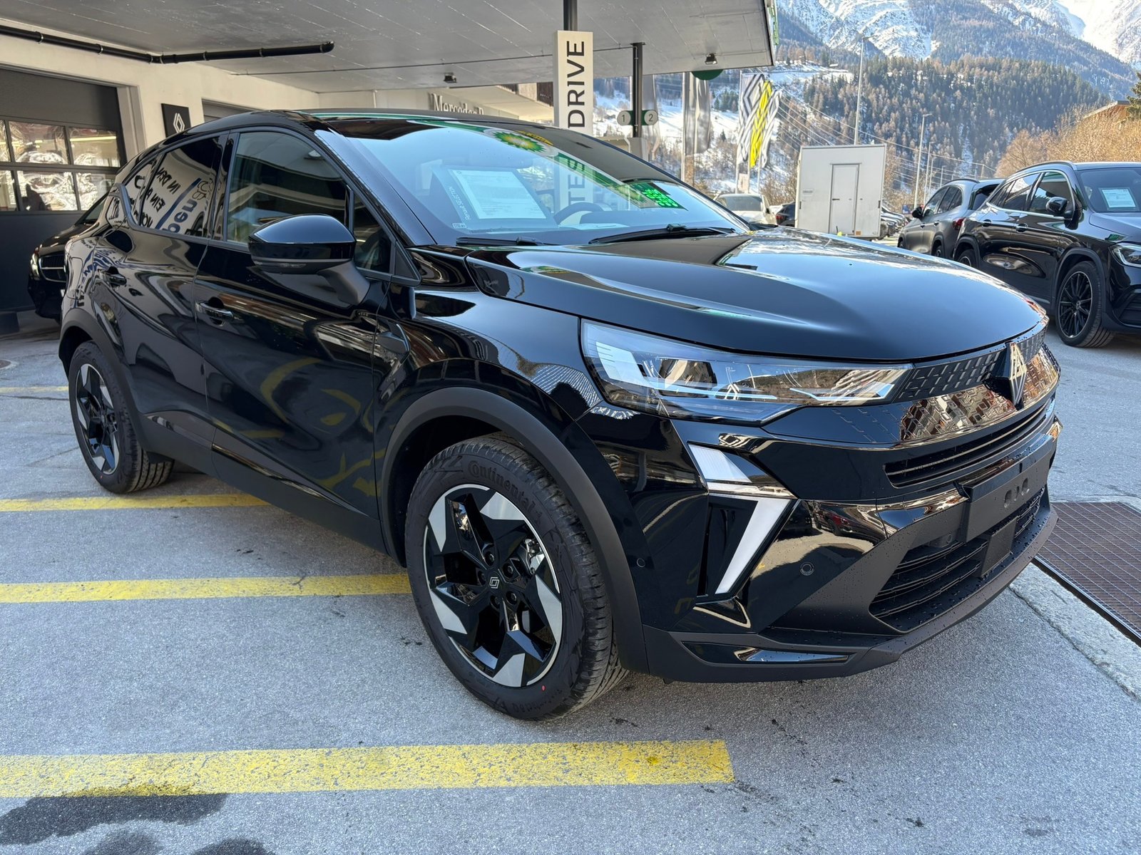 RENAULT Captur 1.8 E-Techno 160, Benzina, Auto nuove, Automatico - 2