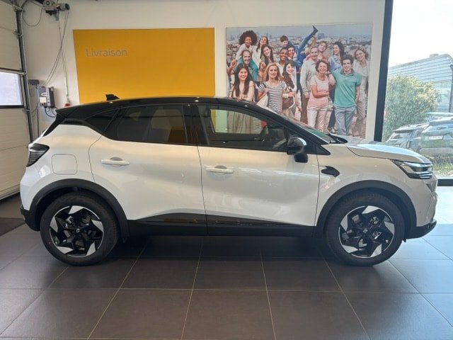 RENAULT Captur 1.8 E-Tech 160 Techno DHT, Essence, Voiture nouvelle, Automatique - 4