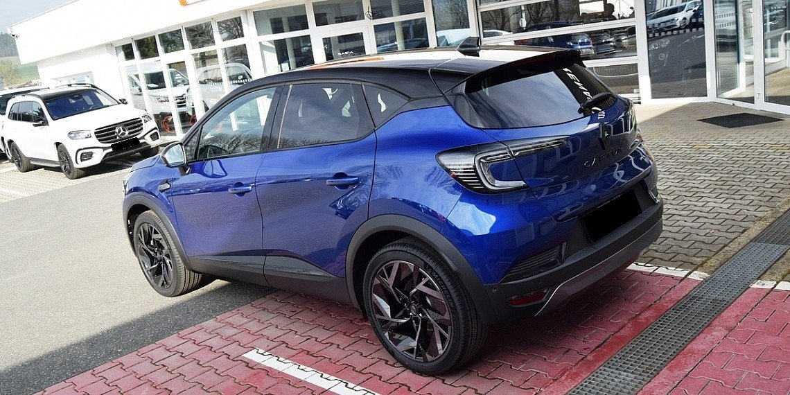 RENAULT Captur 1.8 E-Tech 160 Esprit Alpine DHT mit Winter P, Petrol, New car - 2