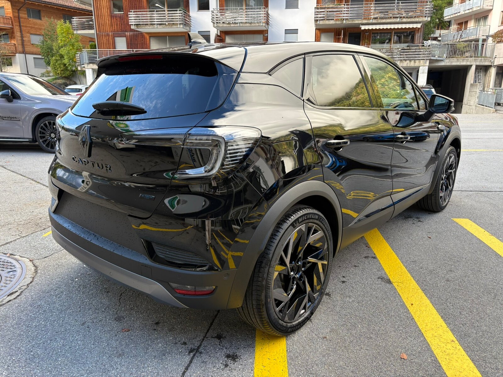 RENAULT Captur 1.8 E-Tech160 E.Al, Benzin, Neuwagen, Automatik - 5