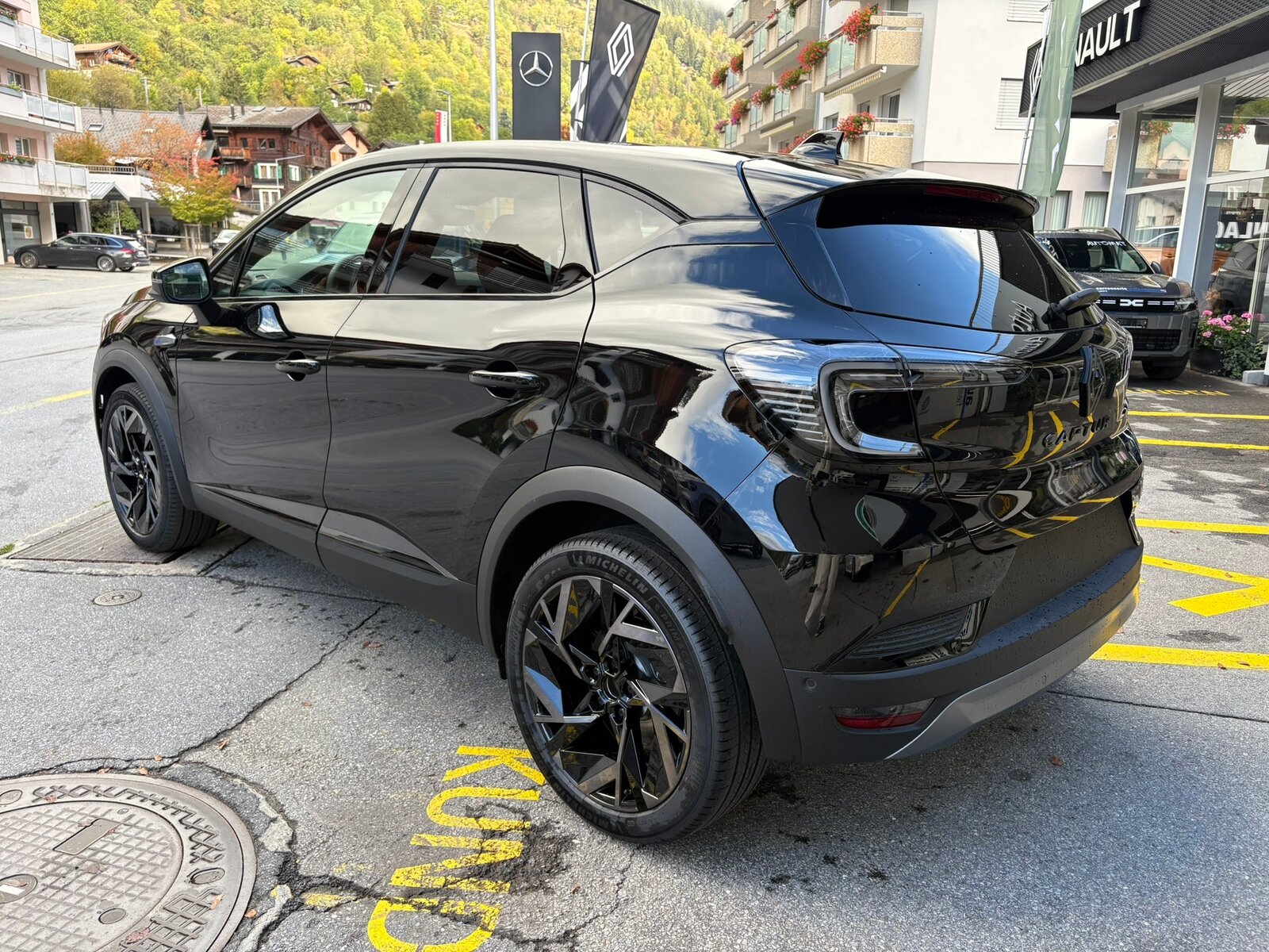RENAULT Captur 1.8 E-Tech160 E.Al, Benzin, Neuwagen, Automatik - 7