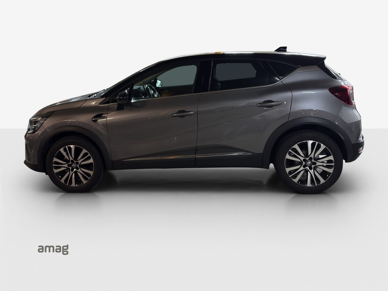 RENAULT Captur 1.3 TCe Ini.Par., Benzin, Occasion / Gebraucht, Automatik - 2