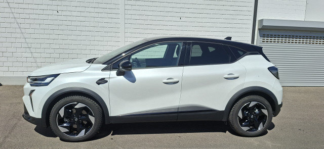 RENAULT Captur 1.6 E-Tech145 Tech