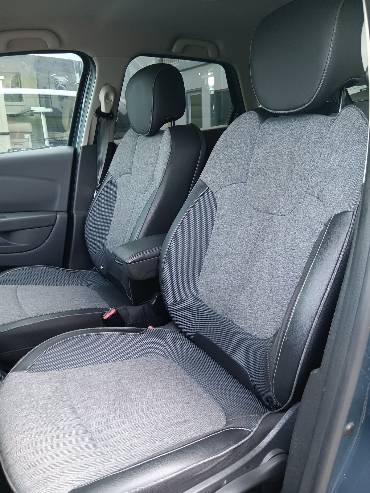 RENAULT Captur 1.2 T 16V Outdoor EDC, Essence, Occasion / Utilisé, Manuelle - 6