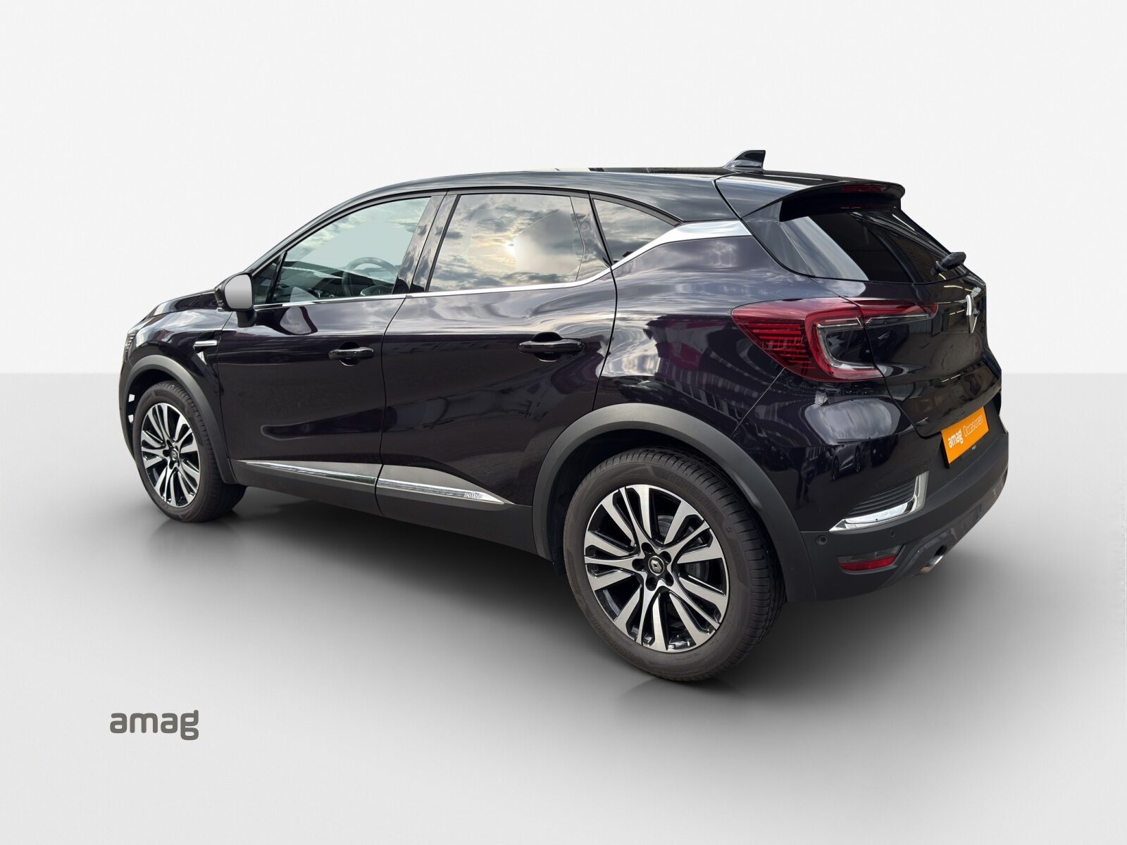 RENAULT Captur 1.3 TCe Initiale, Essence, Occasion / Utilisé, Automatique - 3