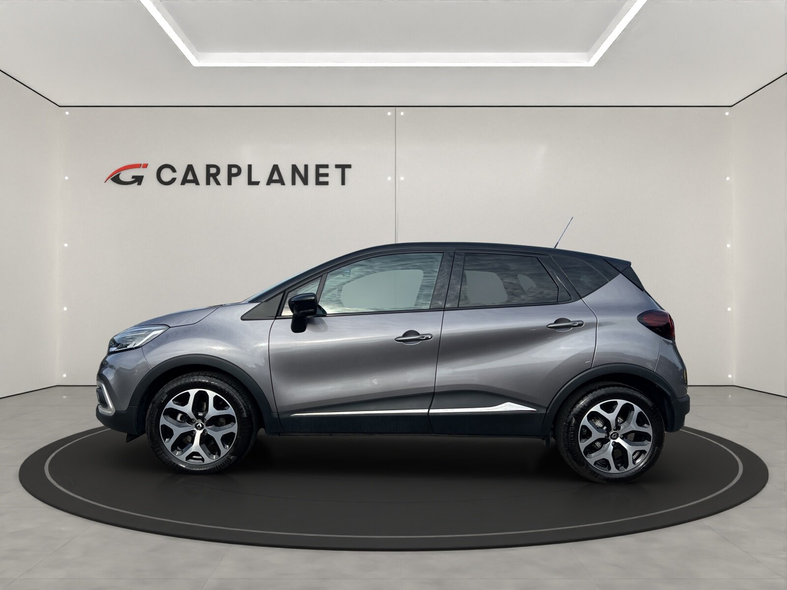 RENAULT Captur 1.3 TCe Intens EDC S/S PF, Petrol, Second hand / Used, Automatic - 3