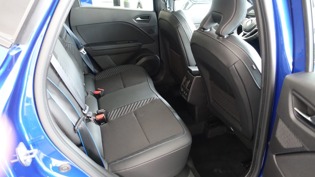 RENAULT Captur 1.6 E-Tech esprit Alpine, Voll-Hybrid Benzin/Elektro, Automatik - 7