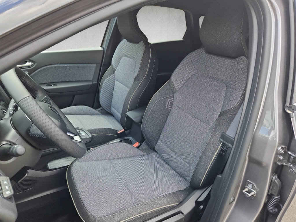 RENAULT Captur 1.8 E-Tech techno, Voll-Hybrid Benzin/Elektro, Automatik - 5