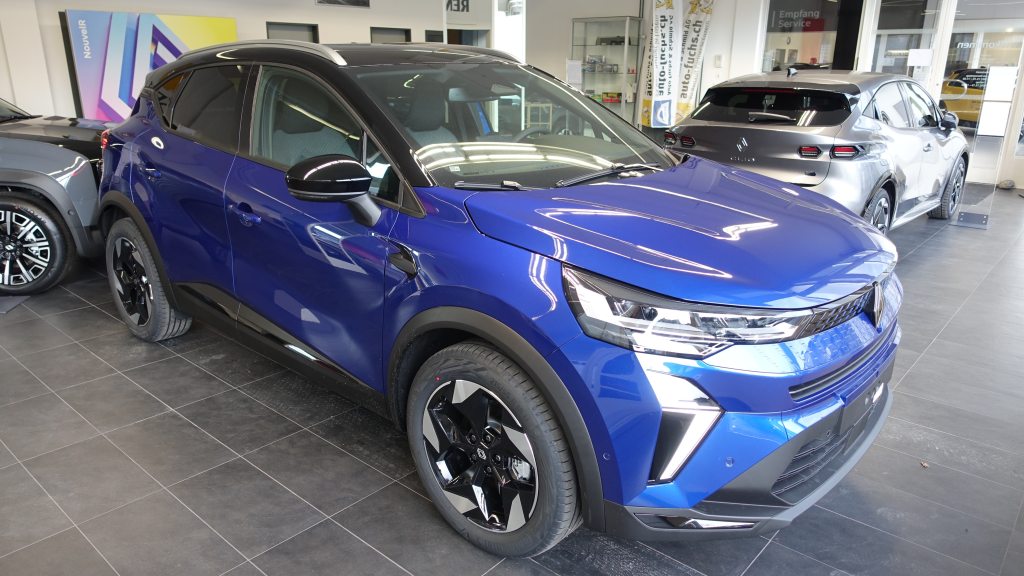 RENAULT CAPTUR 1.8 E-Tech techno, Hybride Intégral Essence/Électricité, Voiture nouvelle, Automatique - 3