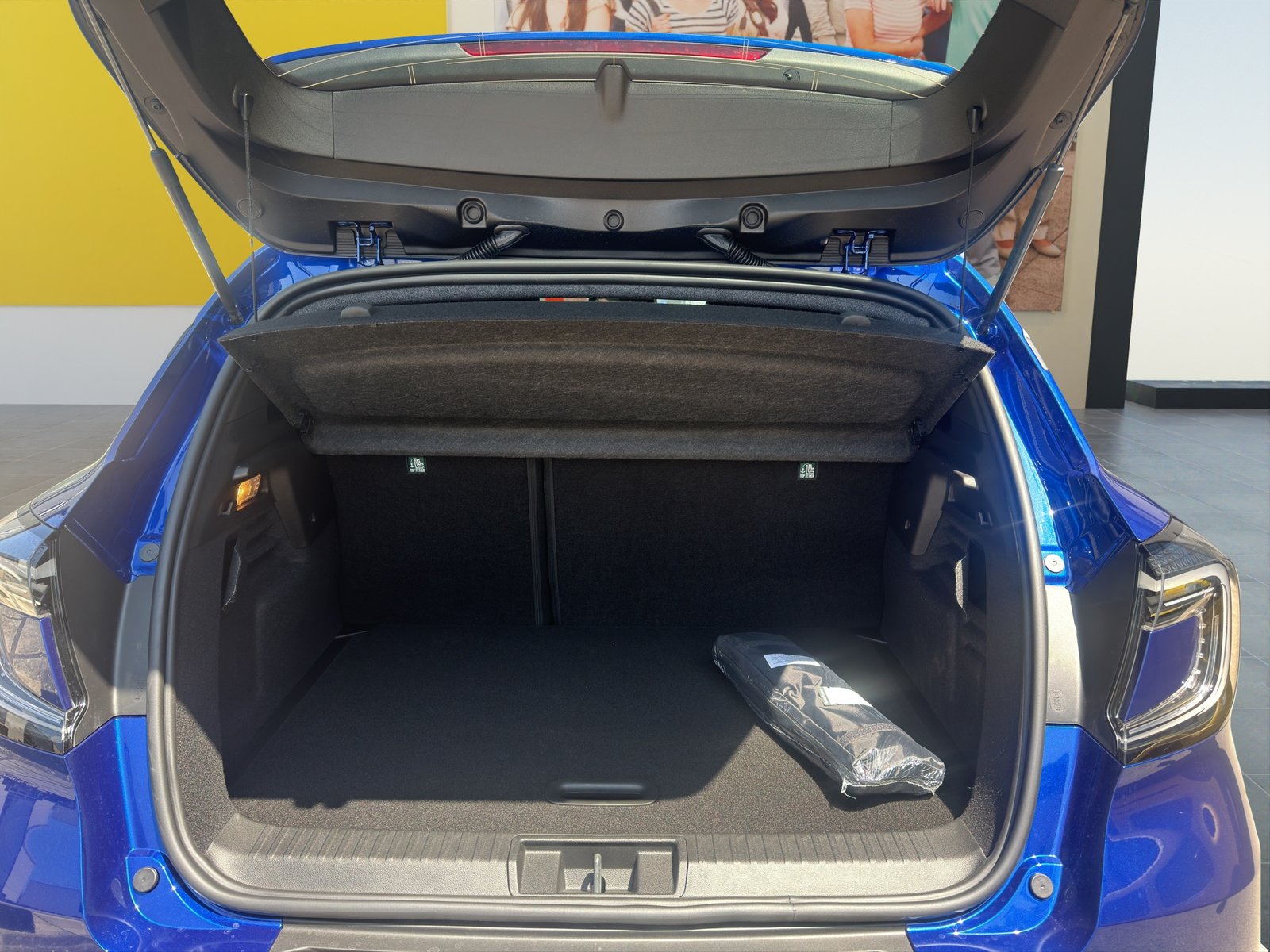 RENAULT Captur 1.3 TCe Techno EDC, Hybride Leggero Benzina/Elettrica, Auto nuove, Automatico - 4
