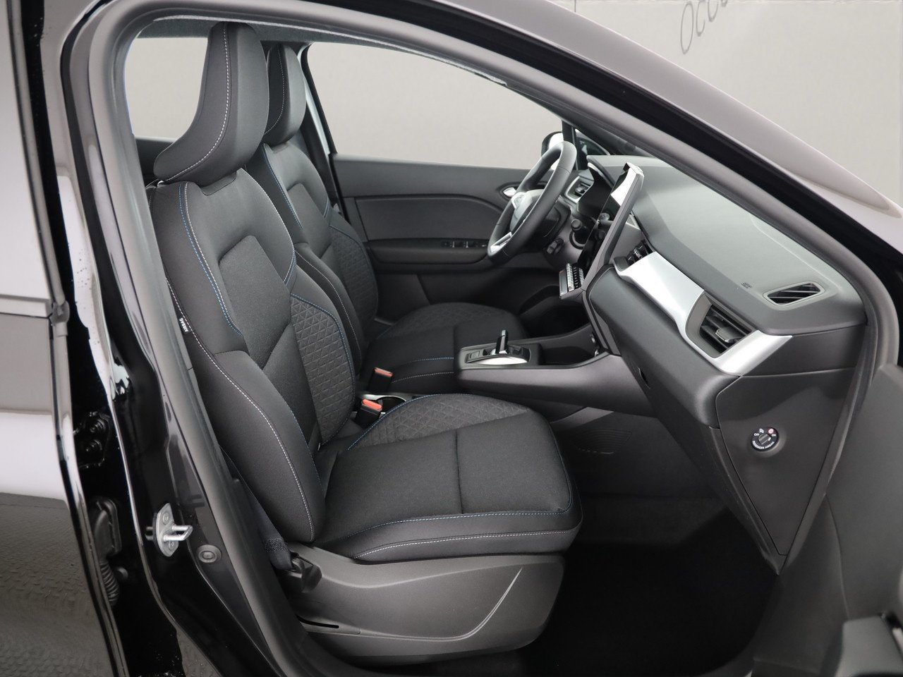 RENAULT Captur 1.8 E-Tech evolution, Full-Hybrid Petrol/Electric, New car, Automatic - 7