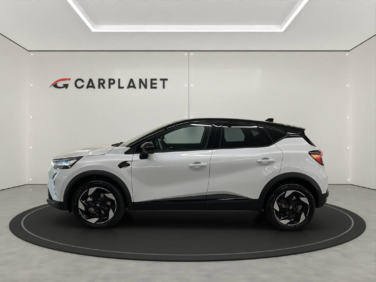 RENAULT Captur 1.8 E-Tech techno, Full-Hybrid Petrol/Electric, New car, Automatic - 2