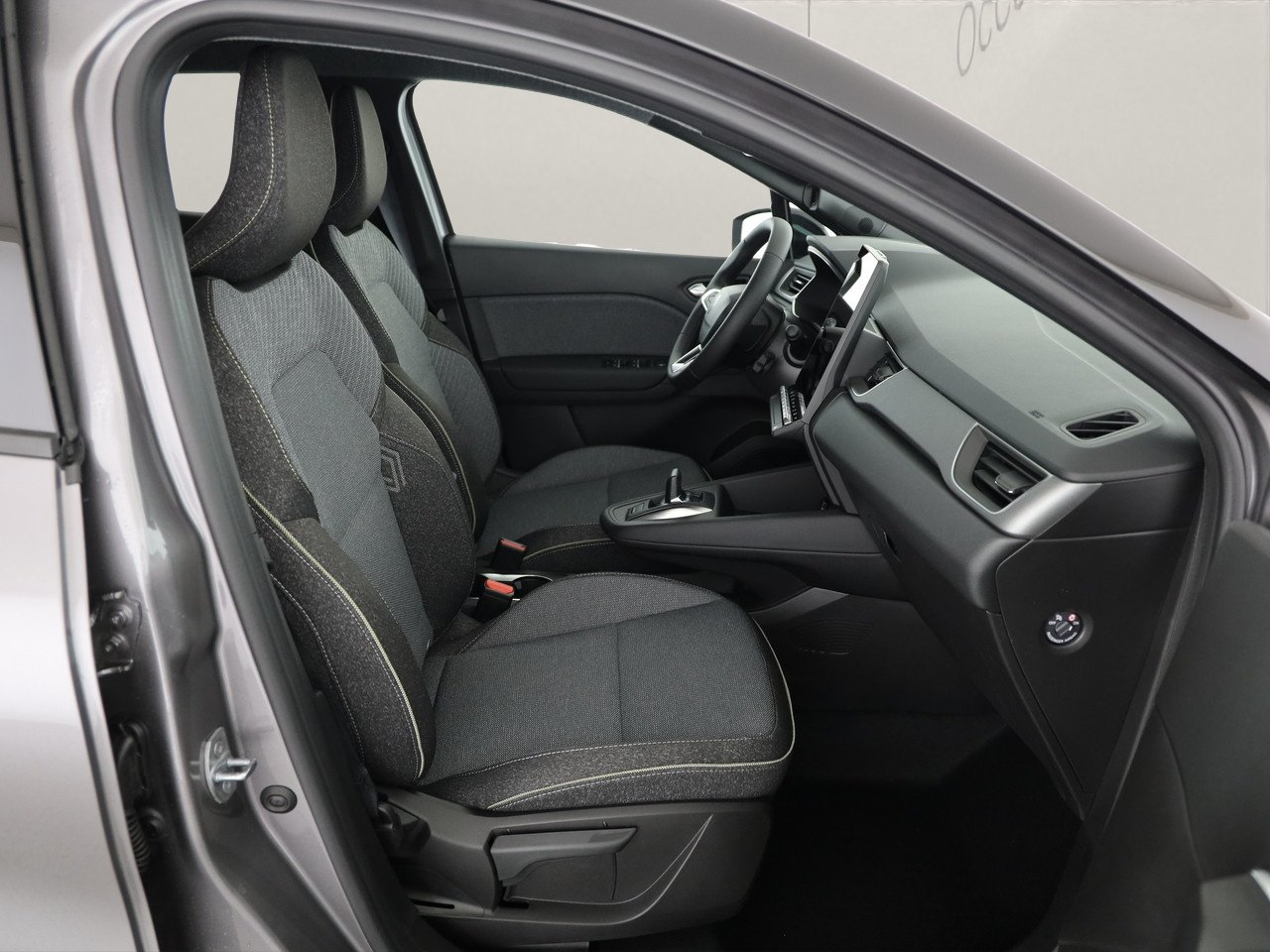 RENAULT Captur 1.8 E-Tech techno, Full-Hybrid Petrol/Electric, New car, Automatic - 7