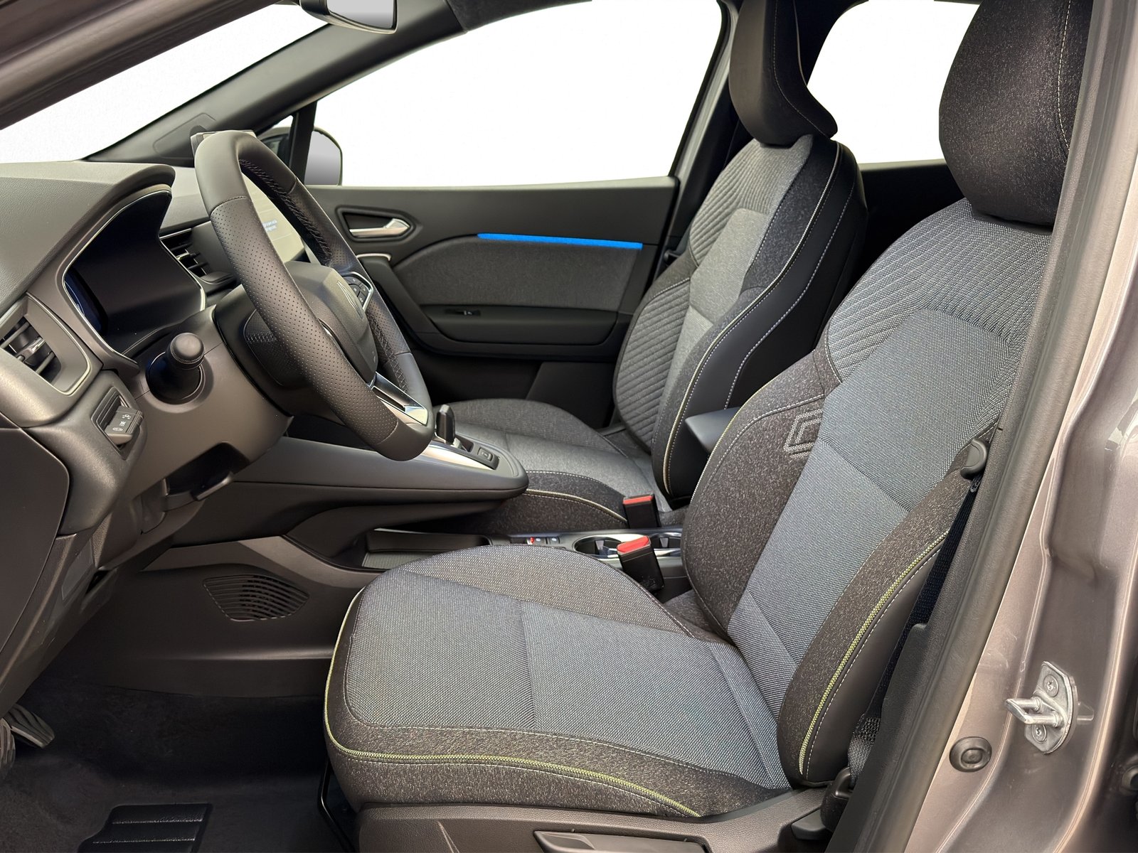 RENAULT Captur 1.8 E-Tech techno, Voll-Hybrid Benzin/Elektro, Neuwagen, Automatik - 5