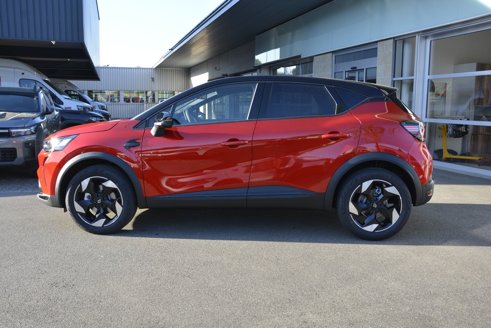RENAULT CAPTUR FULL HYBRID E-TECH techno full hybrid E-Tech 160, Full-Hybrid Petrol/Electric, New car, Automatic - 3