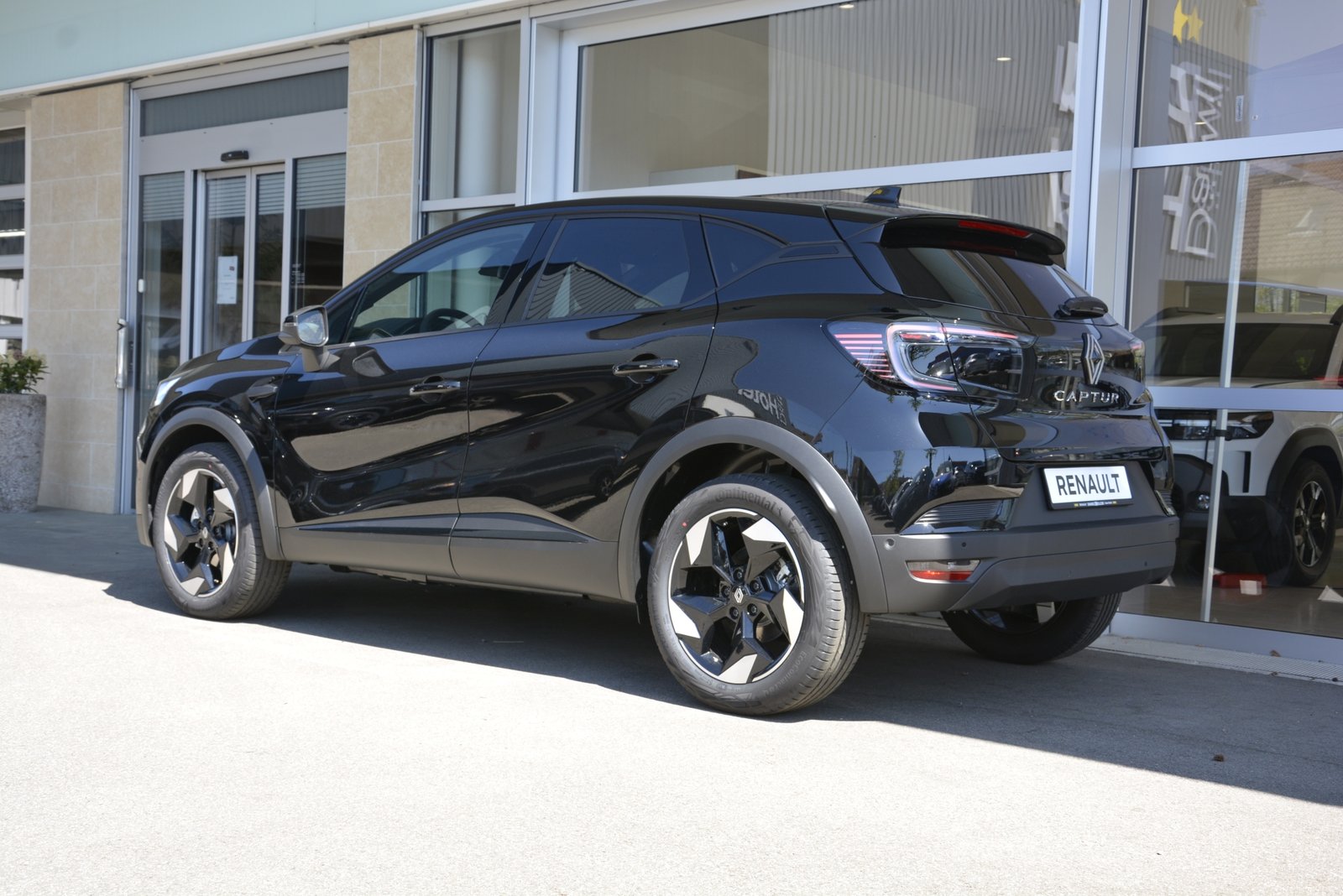 RENAULT CAPTUR FULL HYBRID E-TECH techno mild hybrid 140 EDC, Hybride Leggero Benzina/Elettrica, Auto nuove, Automatico - 4