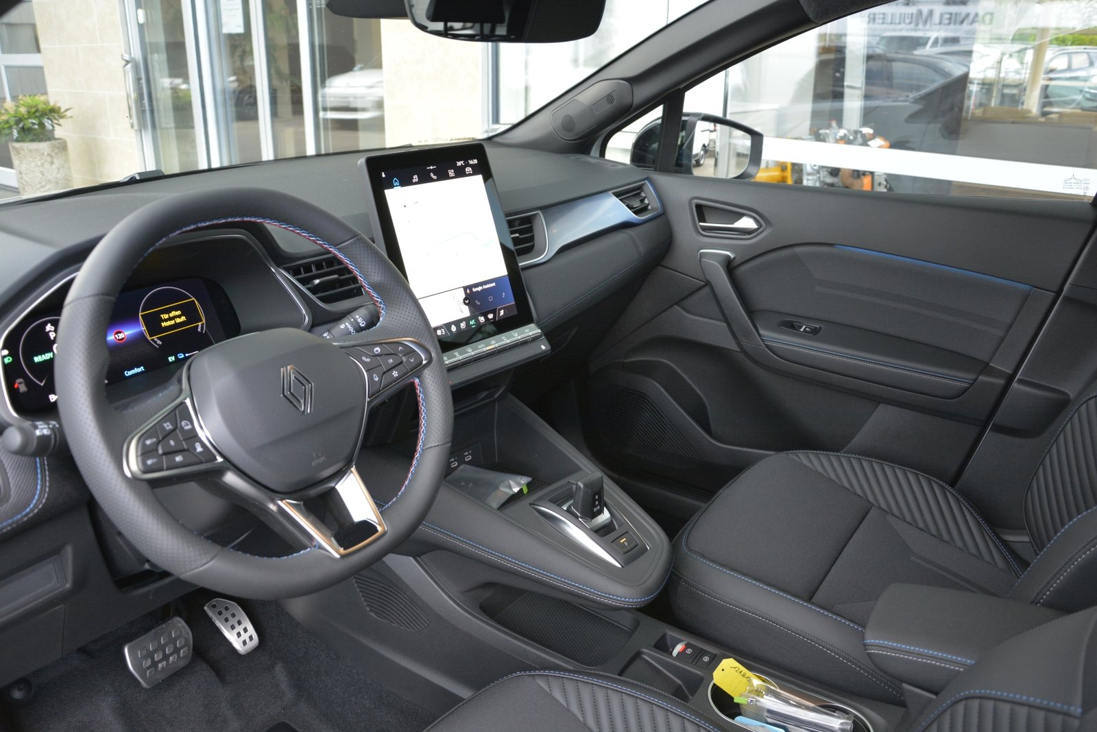 RENAULT CAPTUR esprit Alpine full hybrid E-Tech 160, Full-Hybrid Petrol/Electric, New car, Automatic - 5