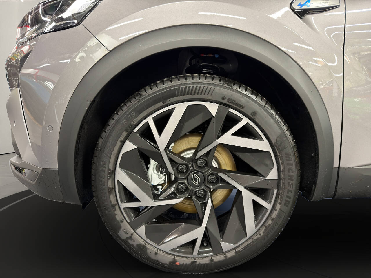 RENAULT Captur 1.8 E-Tech esprit Alpine, Full-Hybrid Petrol/Electric, New car, Automatic - 4