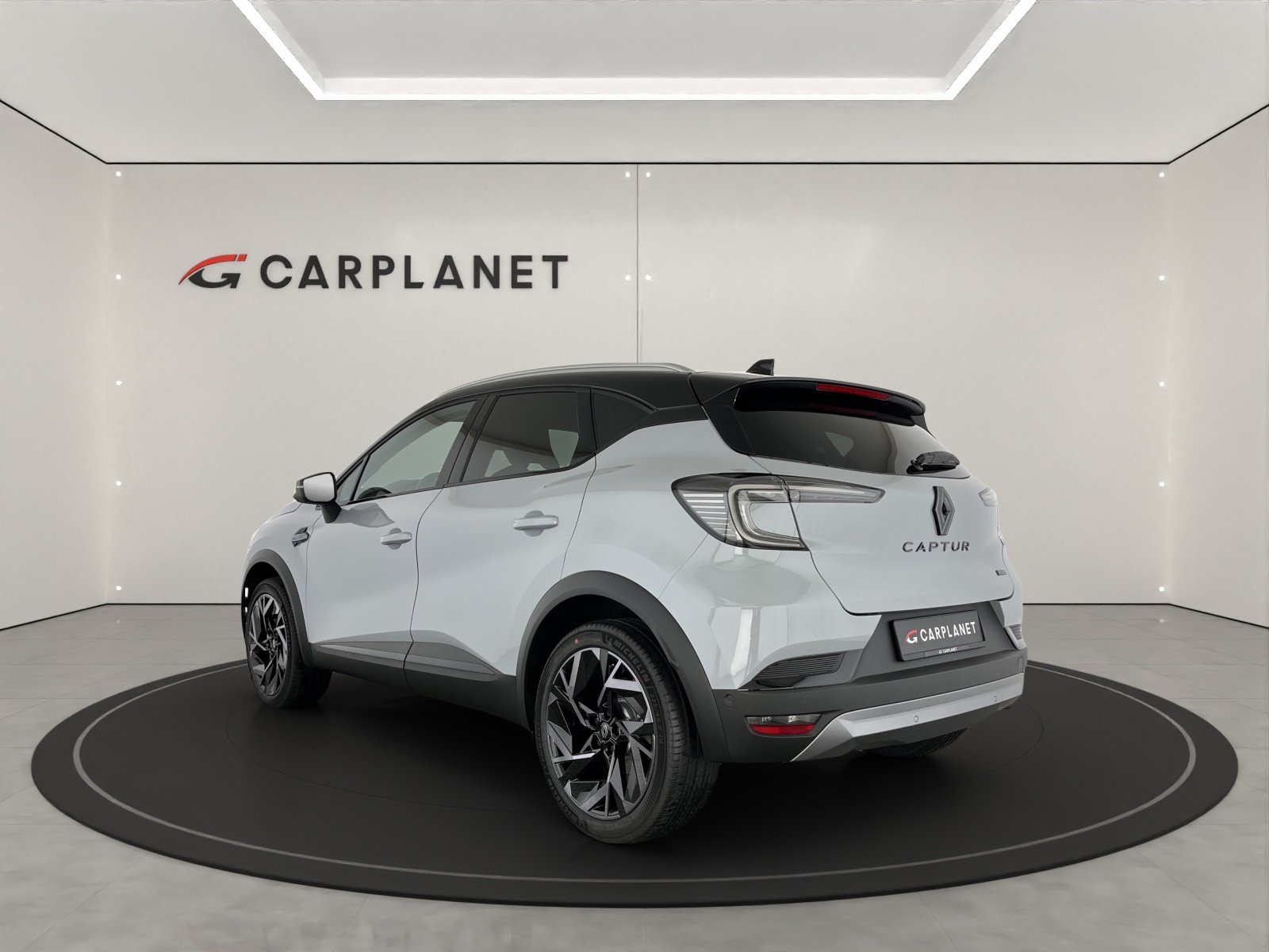 RENAULT Captur 1.8 E-Tech esprit Alpine, Full-Hybrid Petrol/Electric, New car, Automatic - 3