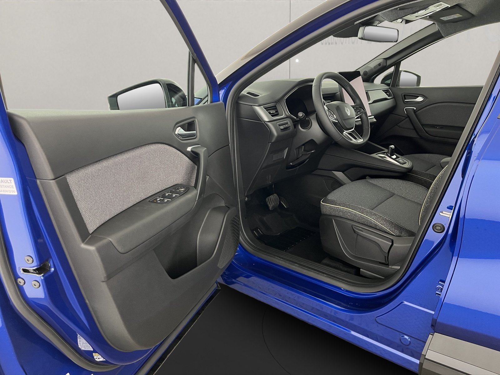 RENAULT Captur 1.8 E-Tech techno, Full-Hybrid Petrol/Electric, New car, Automatic - 7