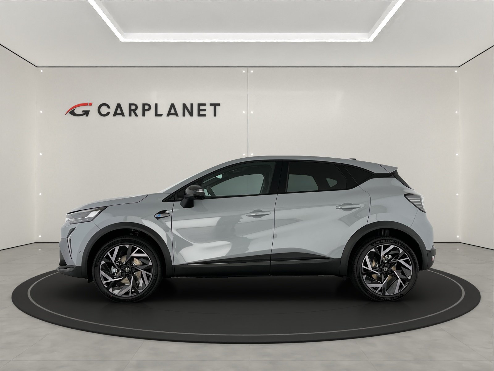 RENAULT Captur 1.8 E-Tech esprit Alpine, Full-Hybrid Petrol/Electric, New car, Automatic - 2
