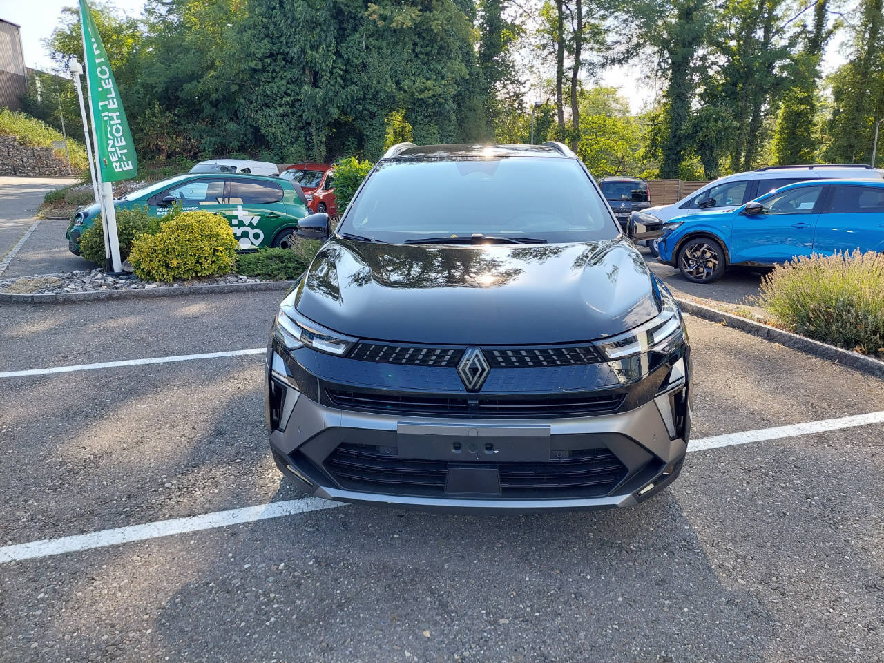 RENAULT Captur 1.8 E-Tech esprit Alpine 160, Voll-Hybrid Benzin/Elektro, Neuwagen, Automatik - 2