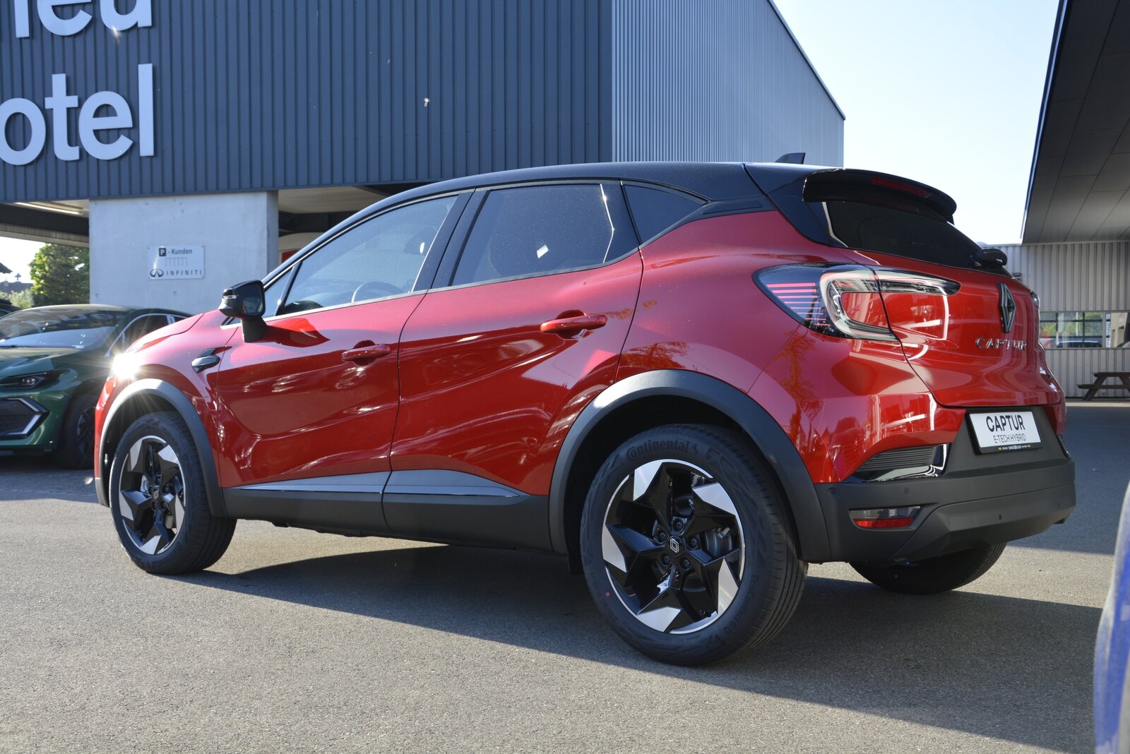 RENAULT CAPTUR techno full hybrid E-Tech 160, Full-Hybrid Petrol/Electric, New car, Automatic - 4