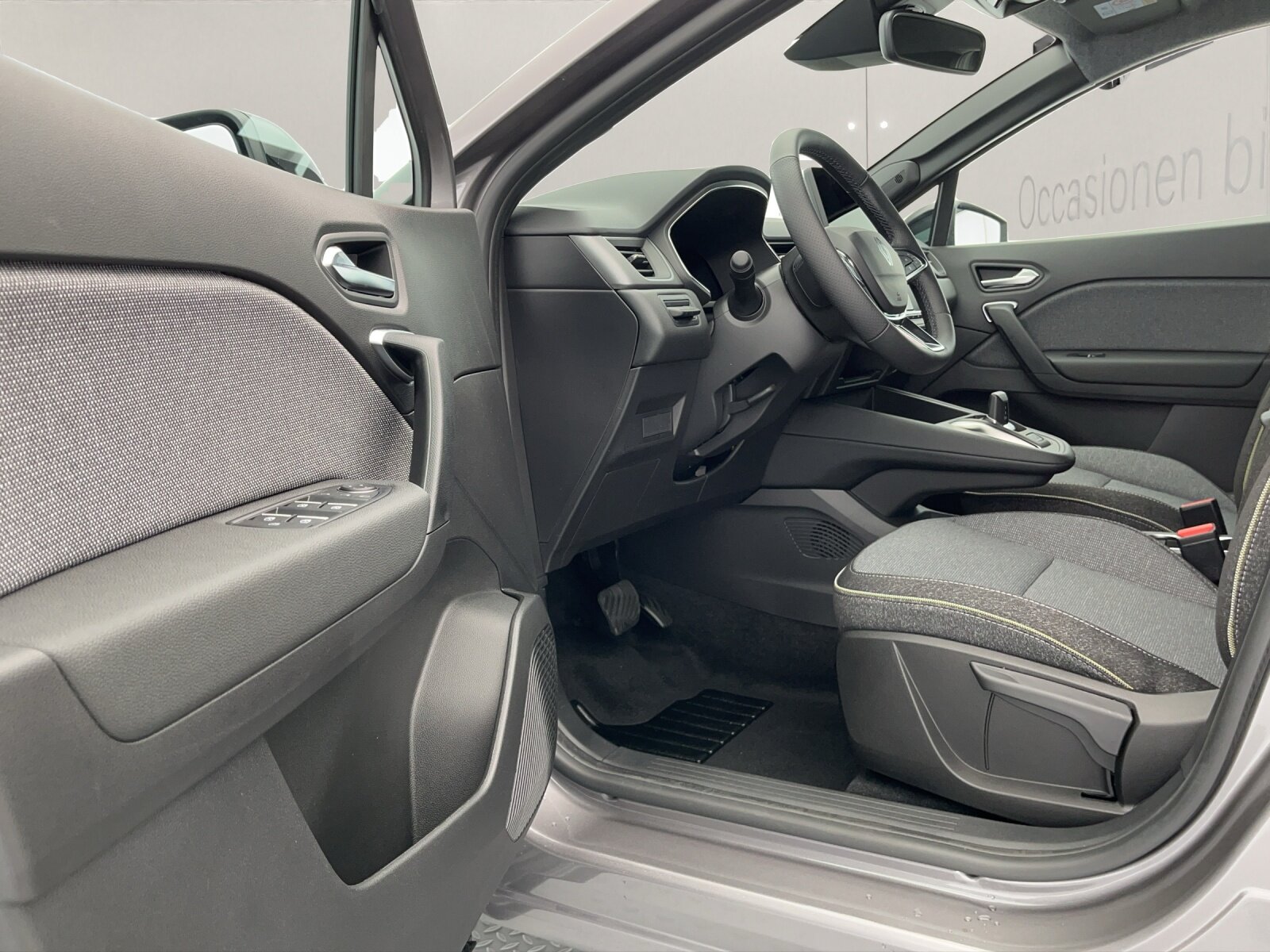 RENAULT Captur 1.8 E-Tech techno, Voll-Hybrid Benzin/Elektro, Neuwagen, Automatik - 7