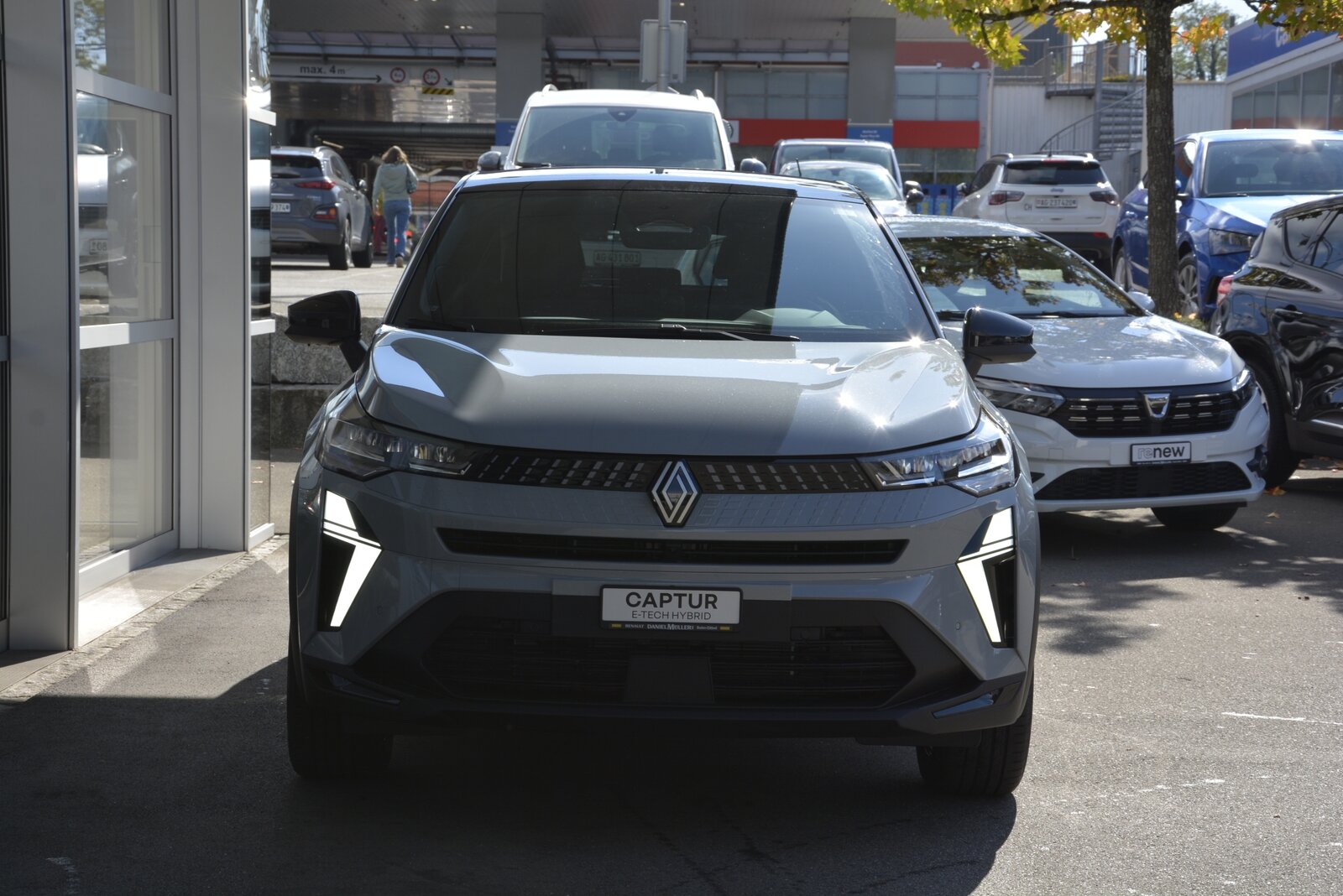 RENAULT CAPTUR techno full hybrid E-Tech 160, Hybride Intégral Essence/Électricité, Voiture nouvelle, Automatique - 2