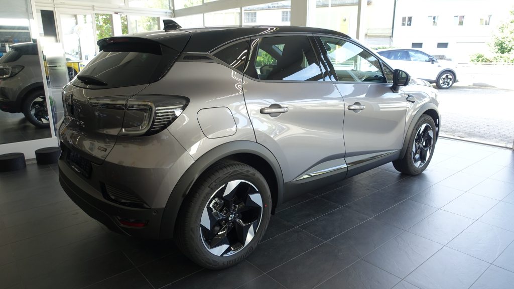 RENAULT CAPTUR 1.8 E-Tech techno, Hybride Integrale Benzina/Elettrica, Auto nuove, Automatico - 4