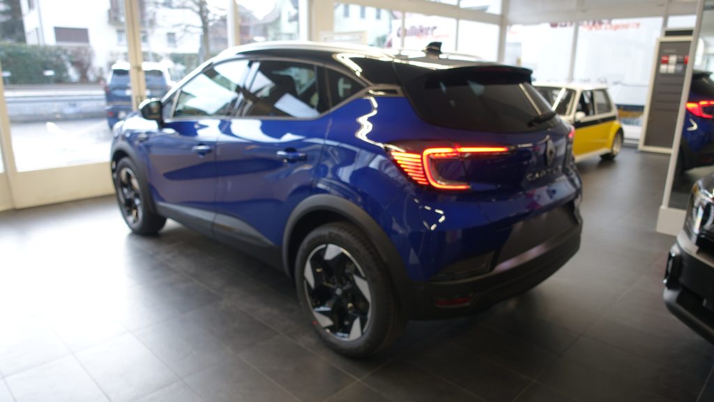 RENAULT CAPTUR 1.8 E-Tech techno, Hybride Intégral Essence/Électricité, Voiture nouvelle, Automatique - 2