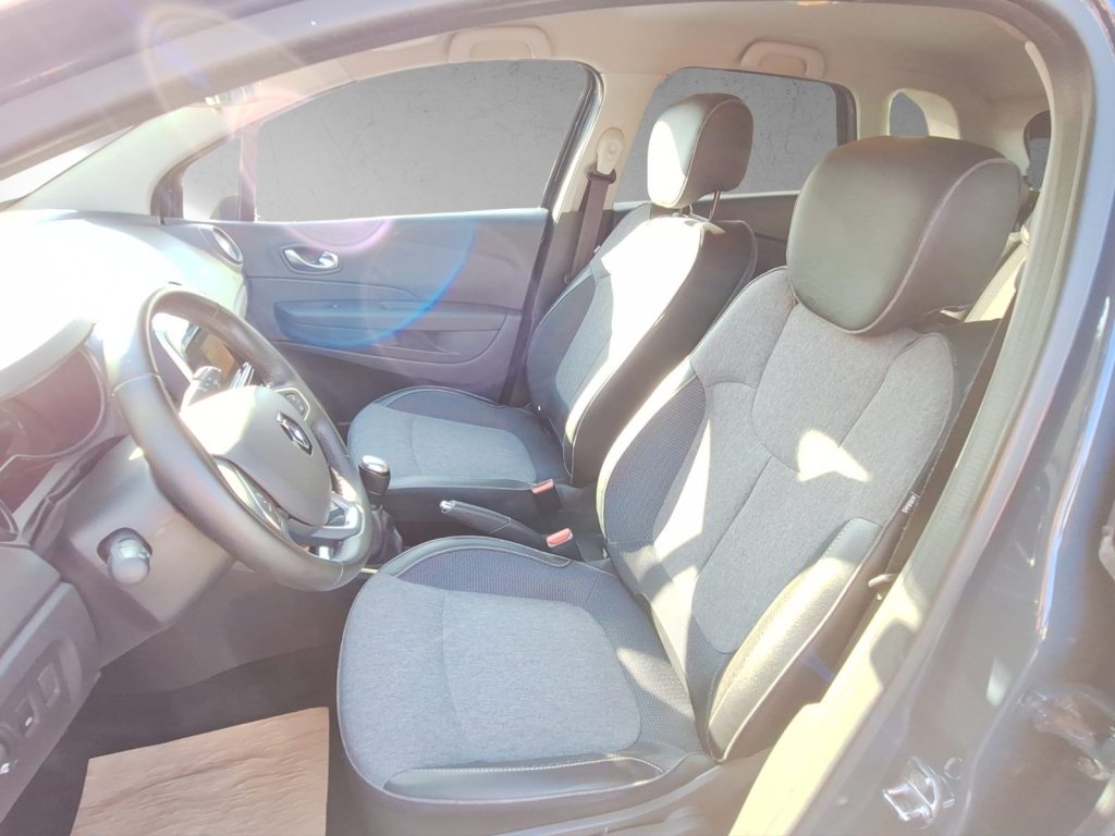 RENAULT CAPTUR 0.9 TCe Intens S/S, Petrol, Second hand / Used, Manual - 6