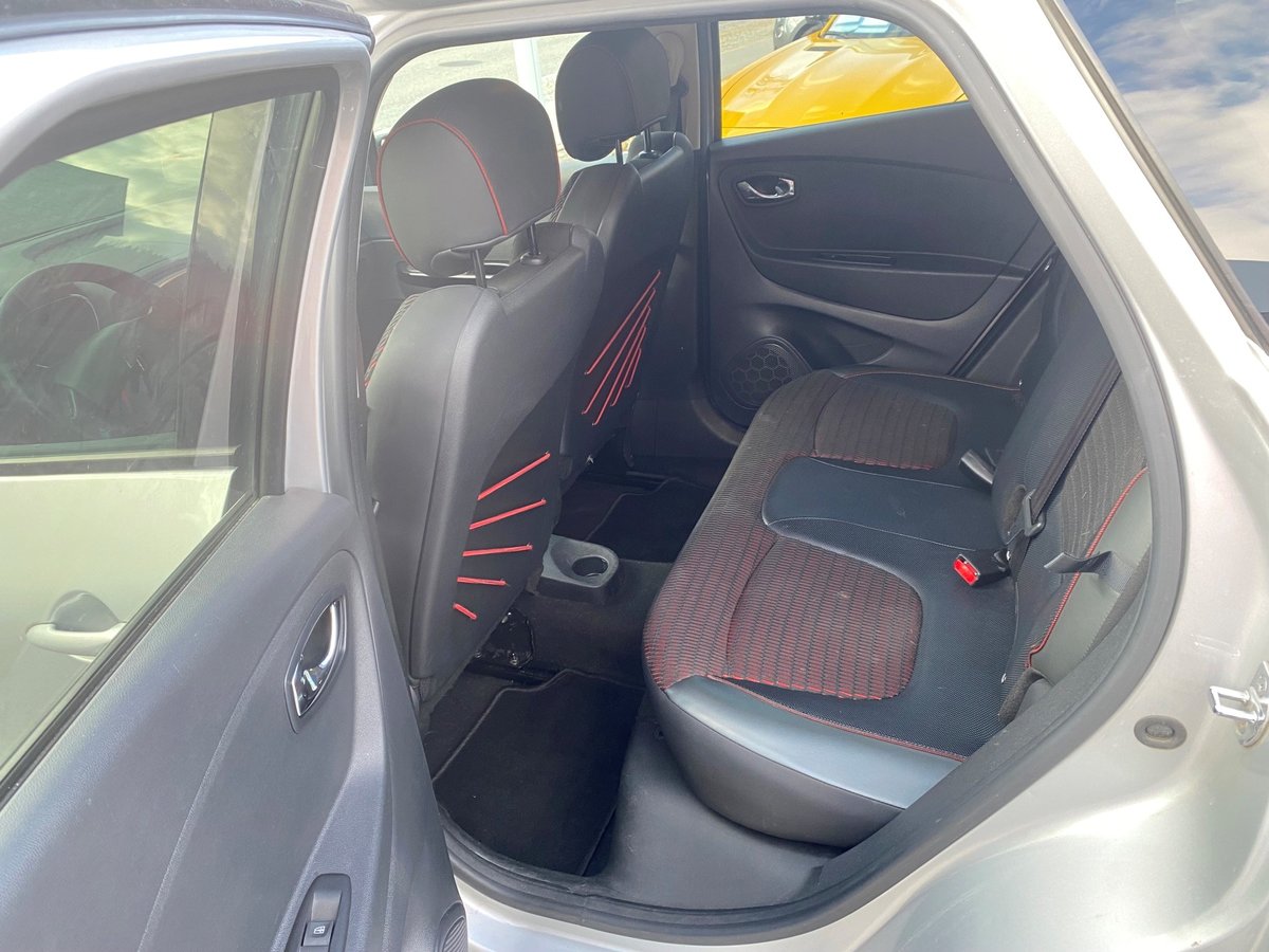 RENAULT Captur 1.2 T 16V Intens EDC, Essence, Occasion / Utilisé, Automatique - 6