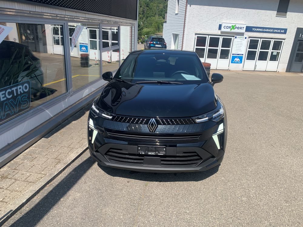 RENAULT CAPTUR 1.3 TCe 140 techno, Mild-Hybrid Petrol/Electric, Second hand / Used, Manual - 2