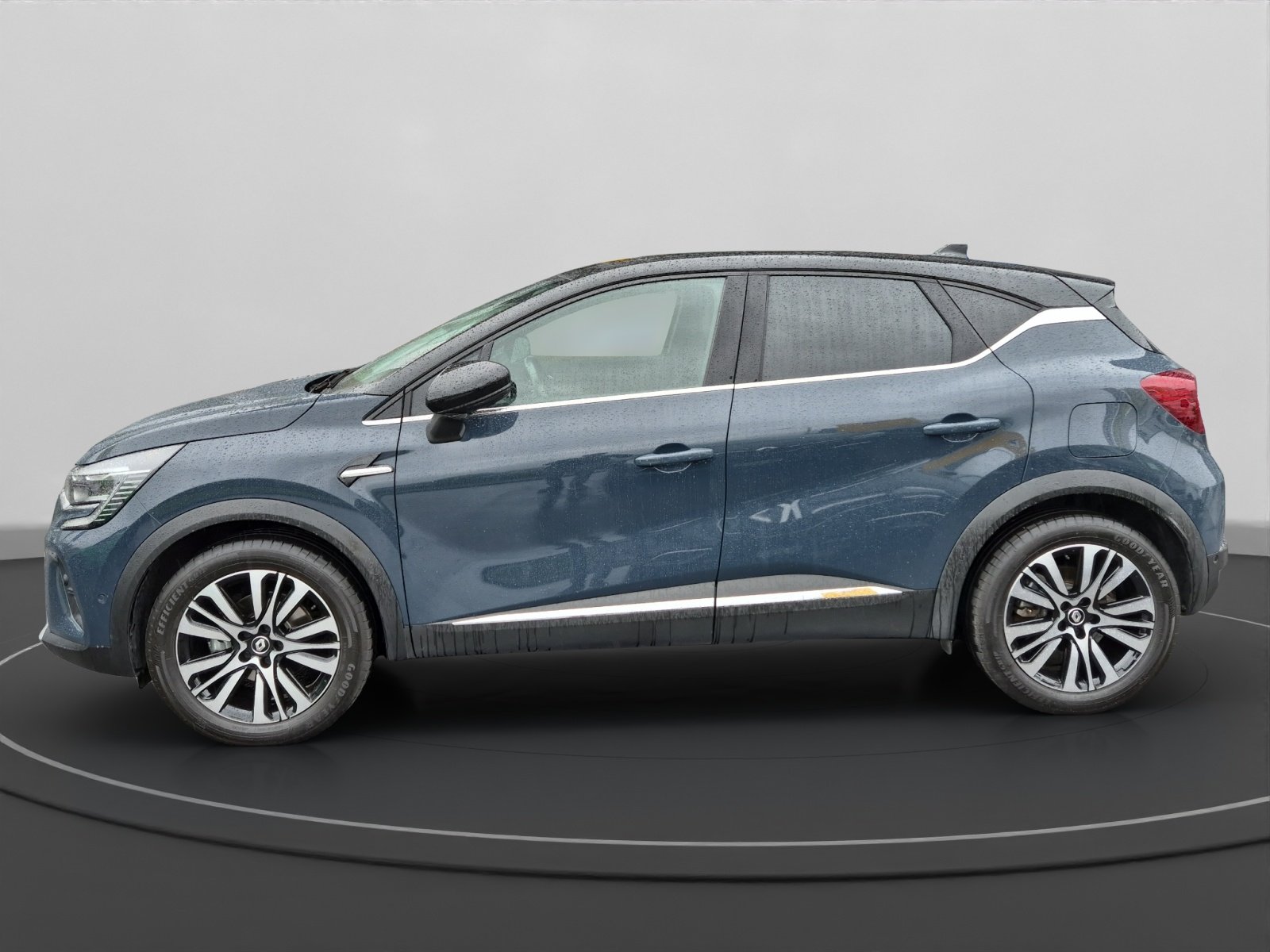 RENAULT Captur 1.6 E-Tech Plug-in iconic, Hybride Rechargeable Essence/Électricité, Occasion / Utilisé, Automatique - 5