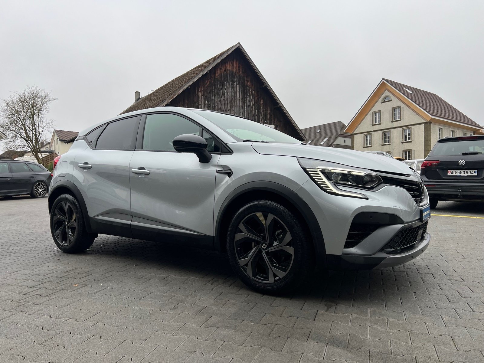 RENAULT Captur 1.6 E-Tech 145 E-Tech Engineered DHT, Full-Hybrid Petrol/Electric, Second hand / Used, Automatic - 6
