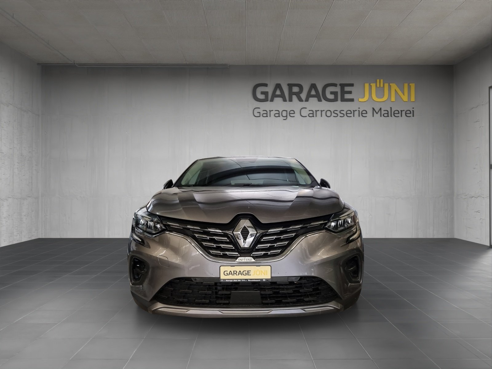RENAULT Captur 1.6 E-Tech Plug-in Initiale, Plug-in-Hybrid Petrol/Electric, Second hand / Used, Automatic - 5